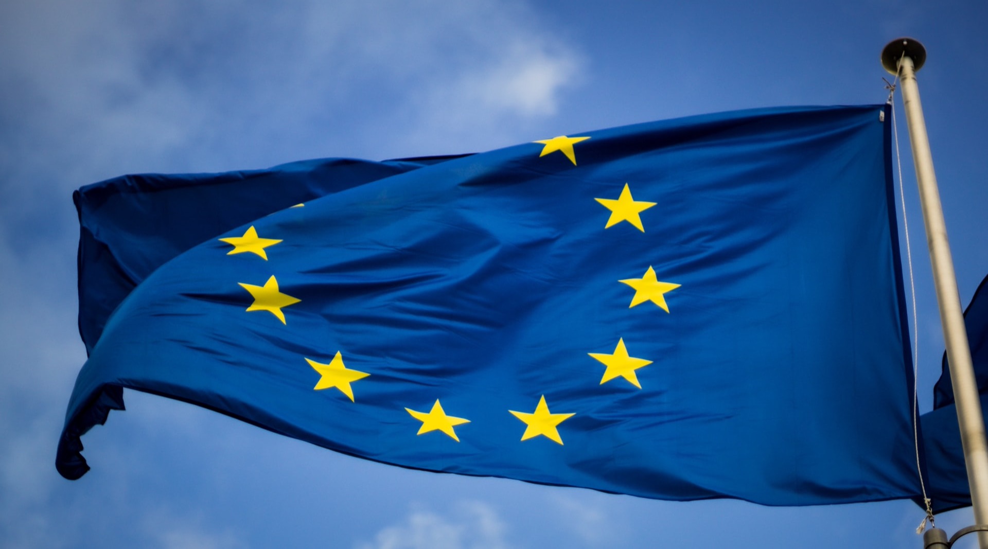 blue and yellow star flag